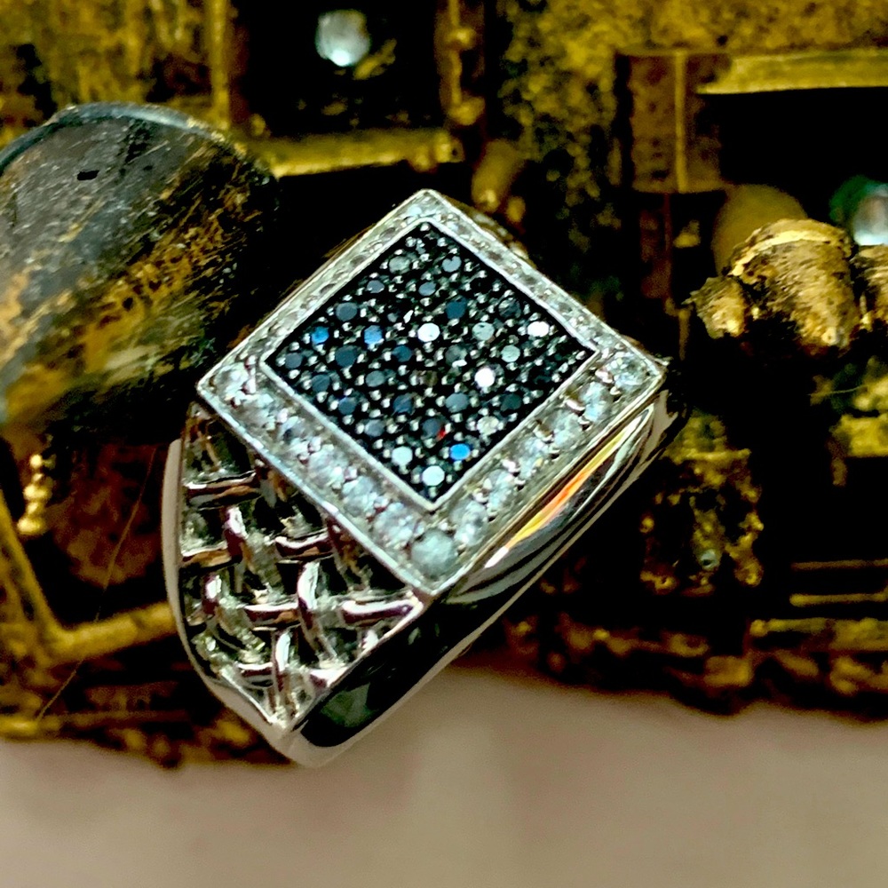 Men’s diamond and sterling silver ring